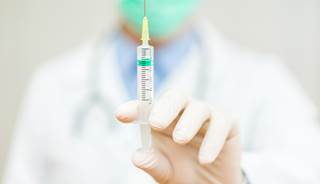 Antibody responses were comparable at multiple points during the chemotherapy cycle. Antibody responses were comparable at multiple points during the chemotherapy cycle.