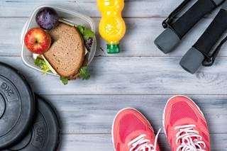 16-weeks of diet and moderate exercise were safe and reduced body weight and portal pressure in patients with cirrhosis. 16-weeks of diet and moderate exercise were safe and reduced body weight and portal pressure in patients with cirrhosis.