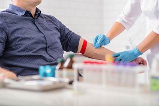 The blood culture kit can simultaneously detect and identify 14 different species of bacteria and two species of yeast that cause bloodstream infection. The blood culture kit can simultaneously detect and identify 14 different species of bacteria and two species of yeast that cause bloodstream infection.