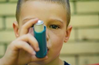 Inhaled corticosteroids was also not significantly associated with the risk of pharyngitis, otitis media, or sinusitis. Inhaled corticosteroids was also not significantly associated with the risk of pharyngitis, otitis media, or sinusitis.