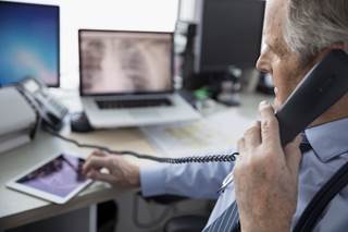 A telephone contact or consultation in which general advice is given does not place liability on the consulting physician. A telephone contact or consultation in which general advice is given does not place liability on the consulting physician.