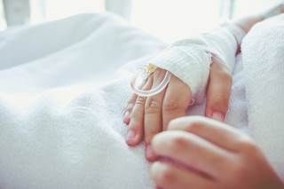 Overall, 92% patients treated with intravenous zanamivir experienced a positive clinical response. Overall, 92% patients treated with intravenous zanamivir experienced a positive clinical response.