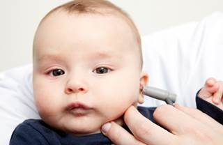 Cochrane review finds that influenza vaccination was associated with a 4% reduction in AOM and an 11% reduction in antibiotic use for AOM. Cochrane review finds that influenza vaccination was associated with a 4% reduction in AOM and an 11% reduction in antibiotic use for AOM.