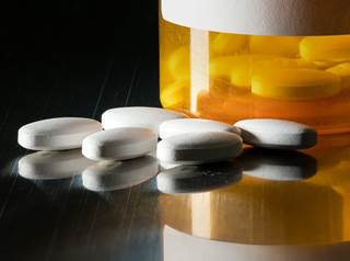 Patients receiving TMP-SMX prophylaxis had fewer skin and soft tissue and sino-pulmonary infections and more frequent episodes of pharyngitis. Patients receiving TMP-SMX prophylaxis had fewer skin and soft tissue and sino-pulmonary infections and more frequent episodes of pharyngitis.