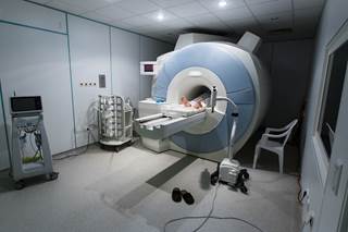 A contrast enhancement index was relatively accurate in predicting paritaprevir-induced hyperbilirubinemia. A contrast enhancement index was relatively accurate in predicting paritaprevir-induced hyperbilirubinemia.